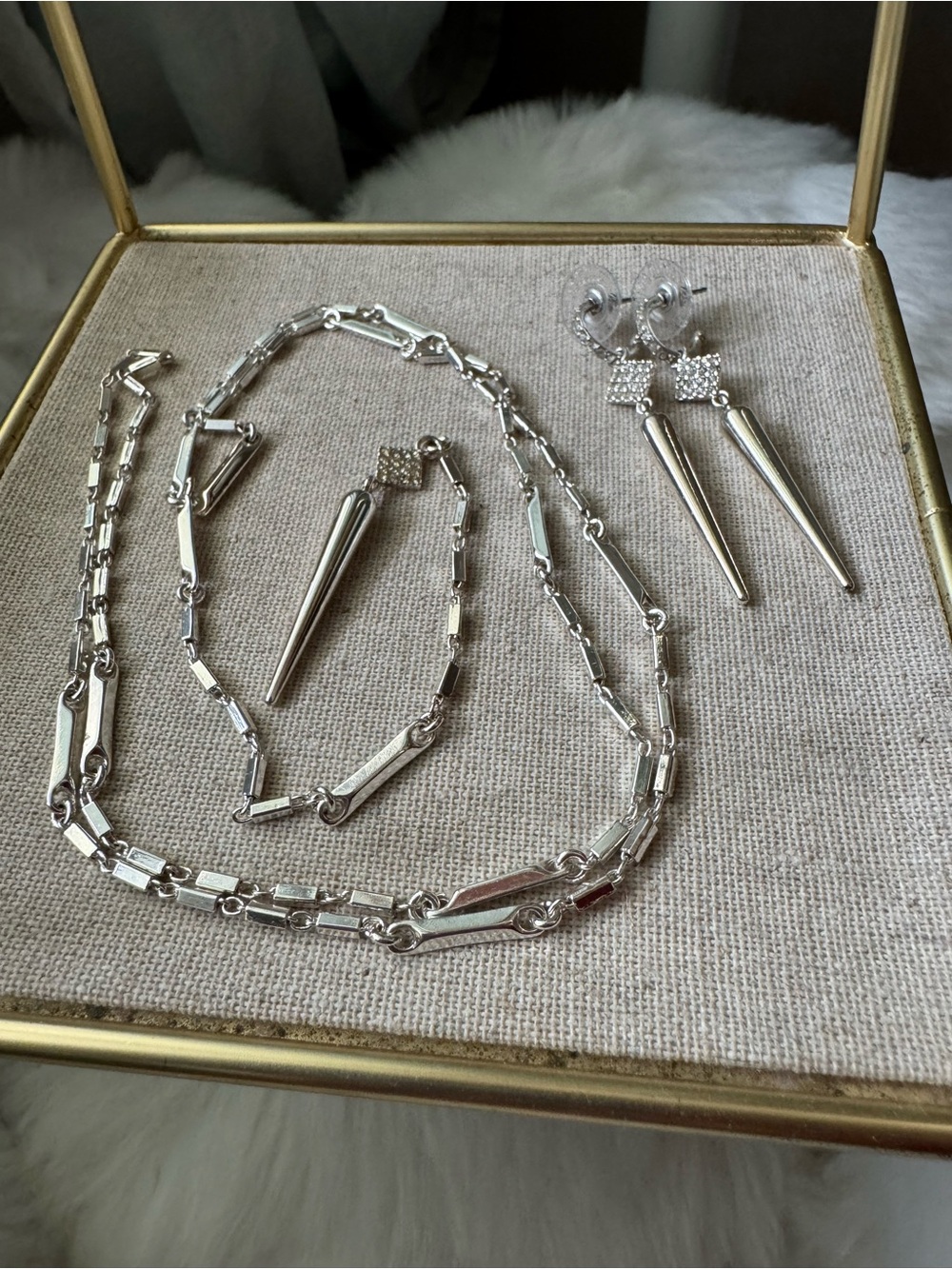 Stella & Dot Bianca Earrings and Necklace Set